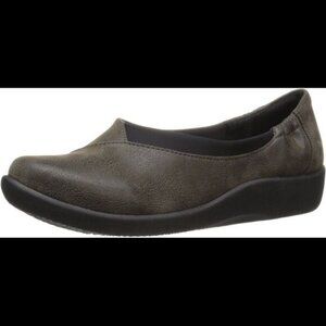 CLARKS CloudSteppers Sillian Jetay Flat